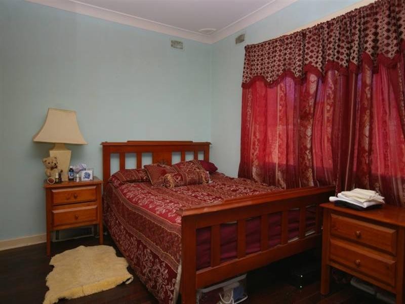 127 Culloton Crescent, Balga WA 6061