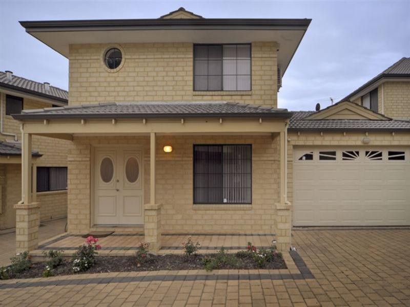 7b Robertsbridge Road, Nollamara WA 6061