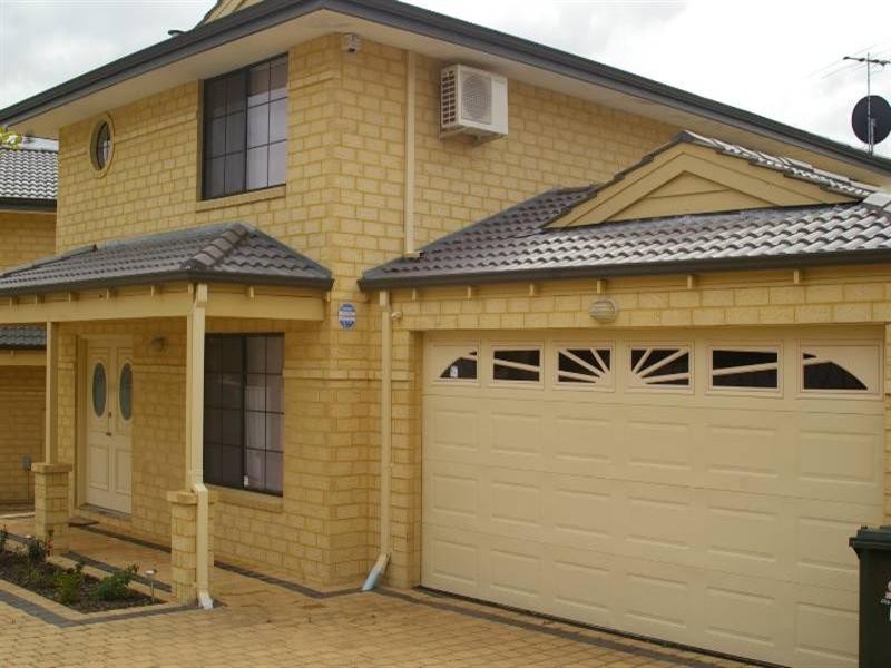 7b Robertsbridge Road, Nollamara WA 6061