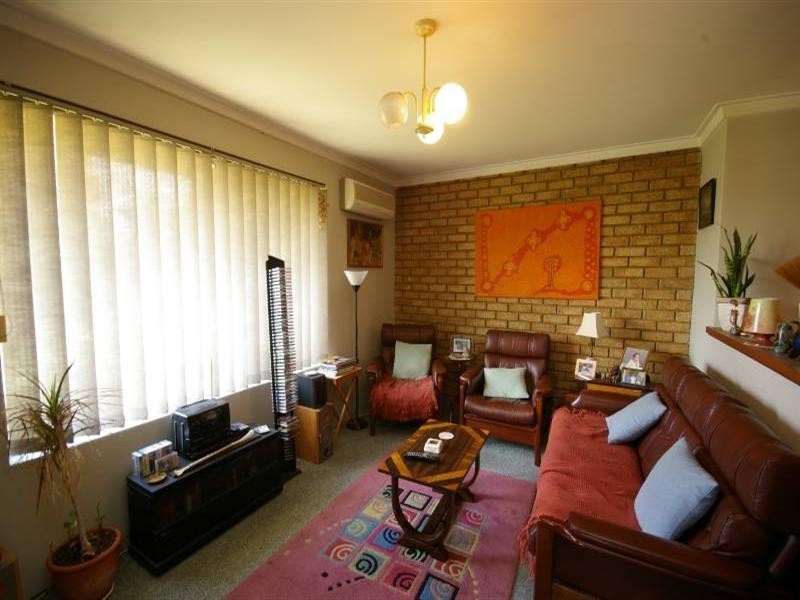 17 Chenile Mews, Mirrabooka WA 6061