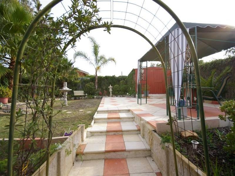 122b Waddington Crescent, Koondoola WA 6064