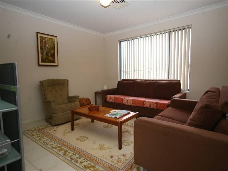 1/364 Light Street, Dianella WA 6059