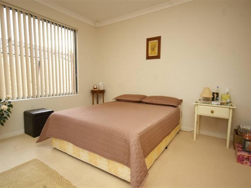 1/364 Light Street, Dianella WA 6059