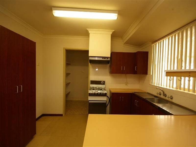 15 Lambourne Retreat, Mirrabooka WA 6061