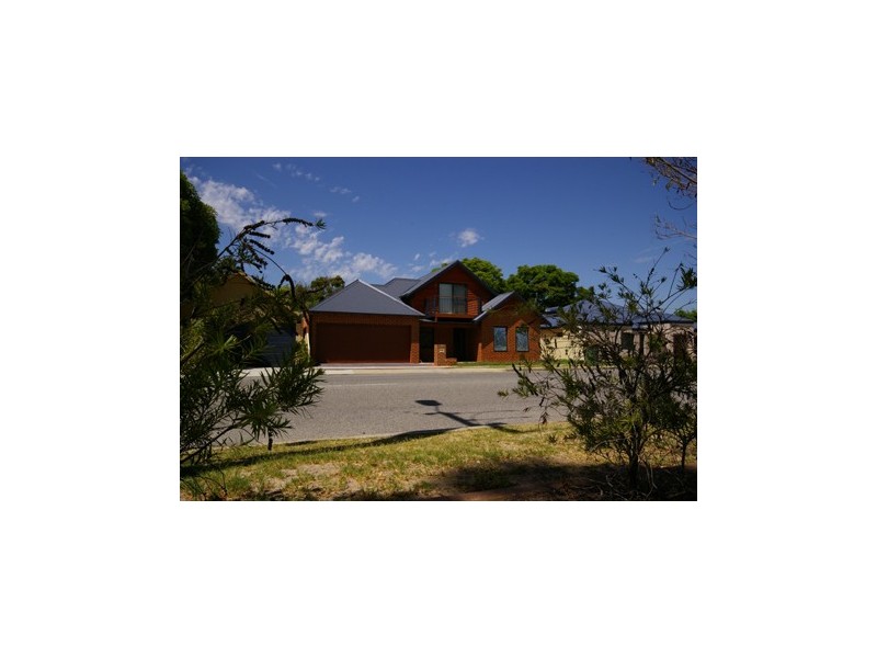 16 Bowden Street, Bayswater WA 6053