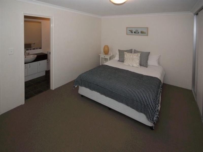 39a Stroughton Road, Westminster WA 6061