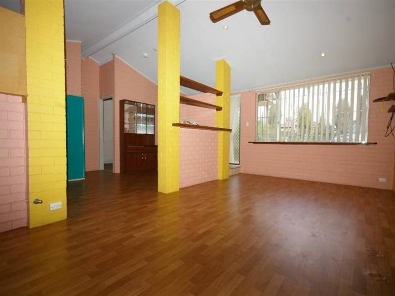 3 Parin Road, Marangaroo WA 6064