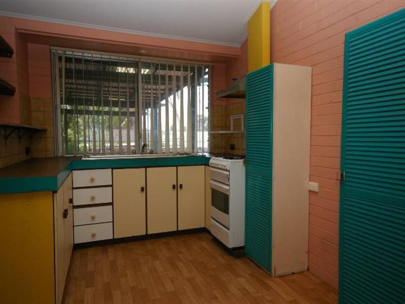 3 Parin Road, Marangaroo WA 6064