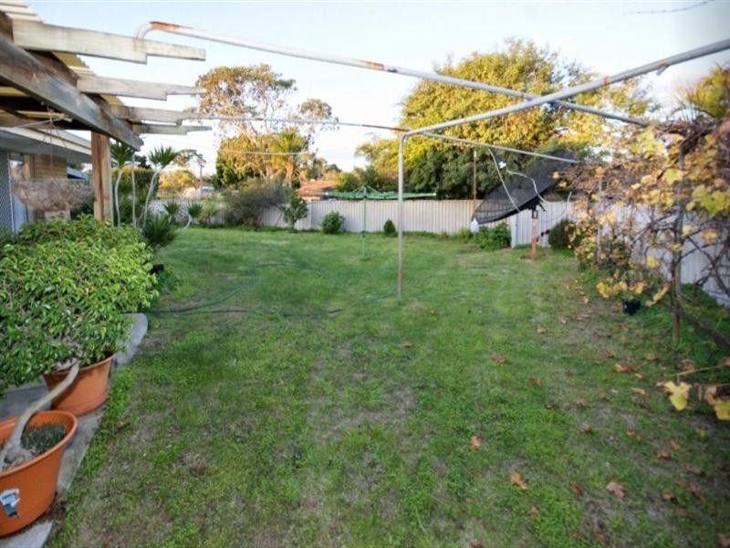 1 Fitzroy Place, Balga WA 6061