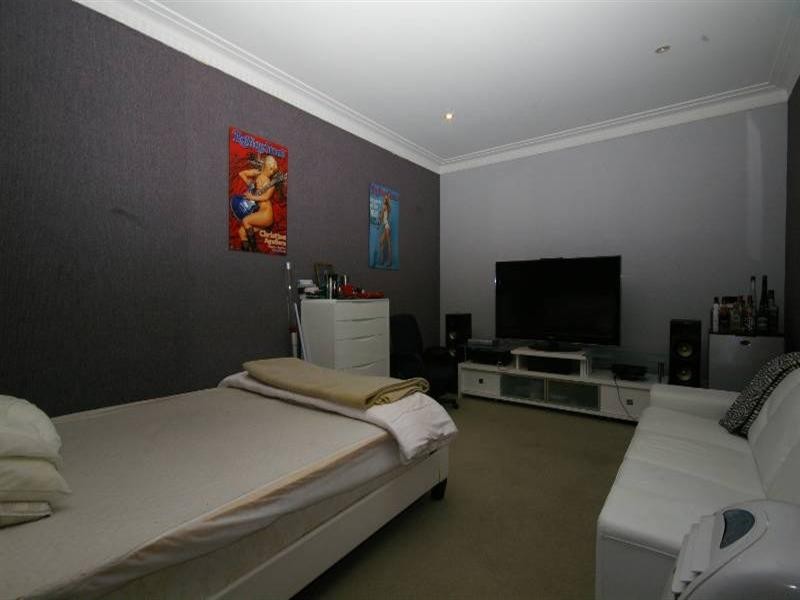 4 Zeus Avenue, Madeley WA 6065