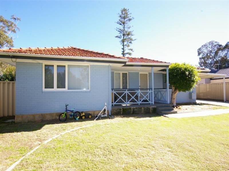 27 Wardlow Way, Balga WA 6061