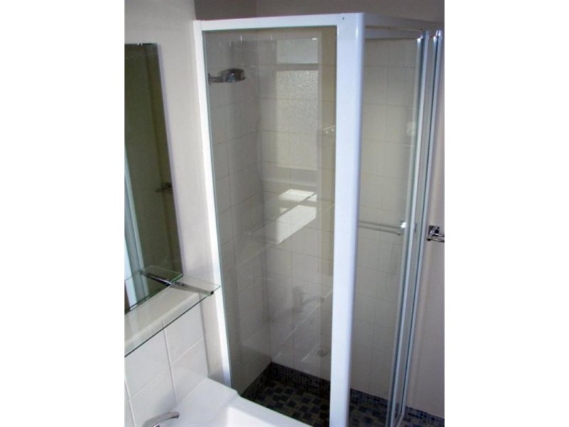 2/38 Waterloo Crescent, East Perth WA 6004