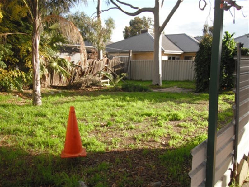 6 Lancing Way, Balga WA 6061