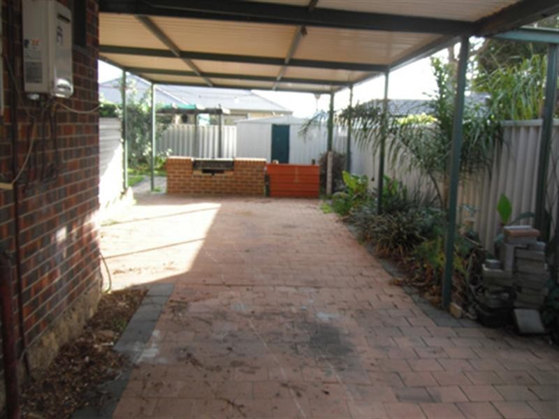 6 Lancing Way, Balga WA 6061