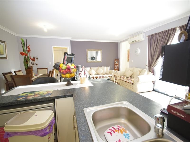 30b Montrose Way, Nollamara WA 6061