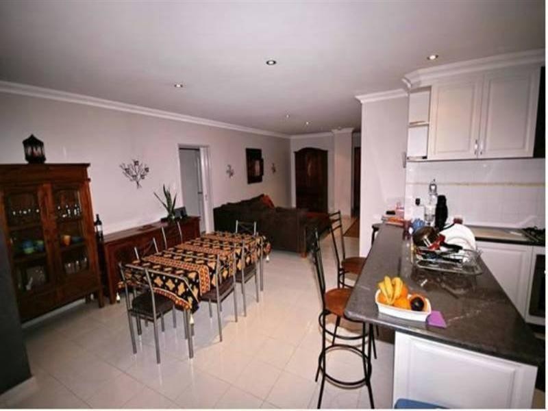 9a May Court, Nollamara WA 6061