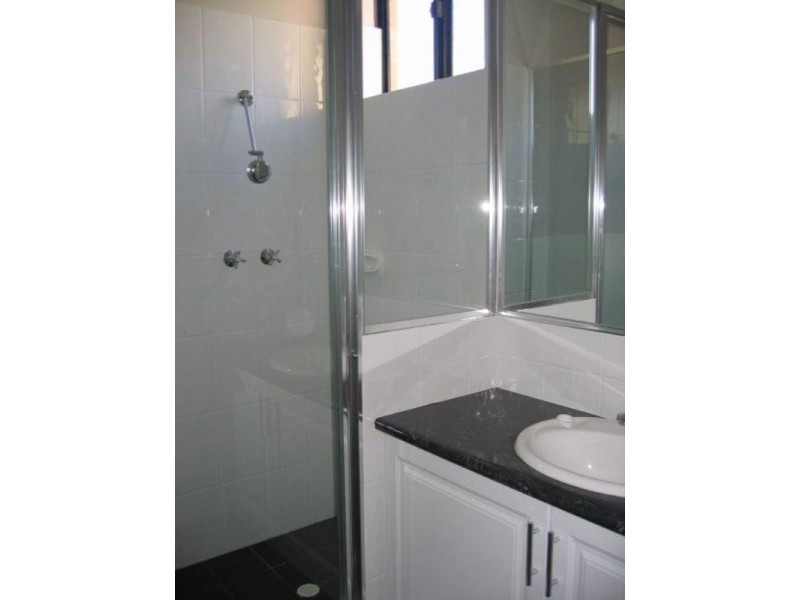 9a May Court, Nollamara WA 6061