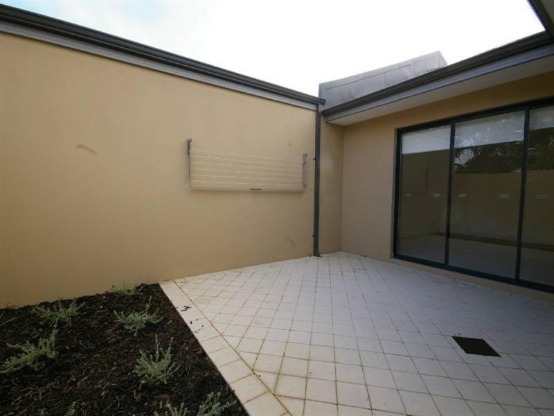 17a Coolham Way, Balga WA 6061