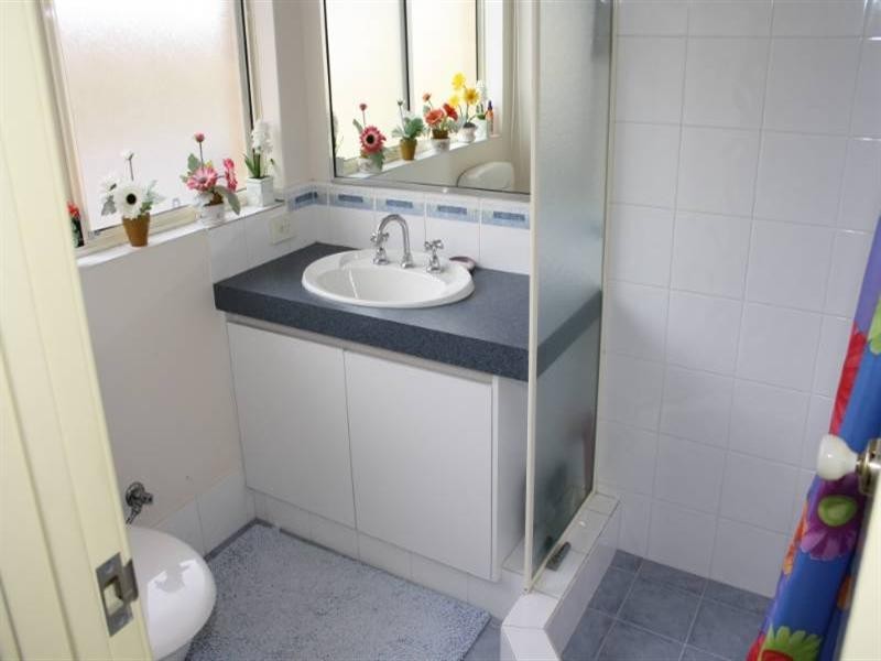 21 Russell Road, Madeley WA 6065