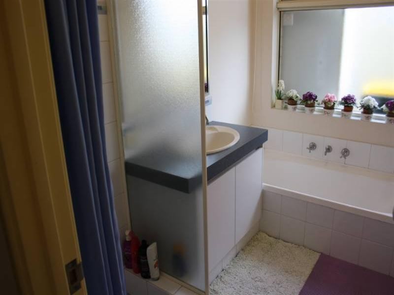 21 Russell Road, Madeley WA 6065