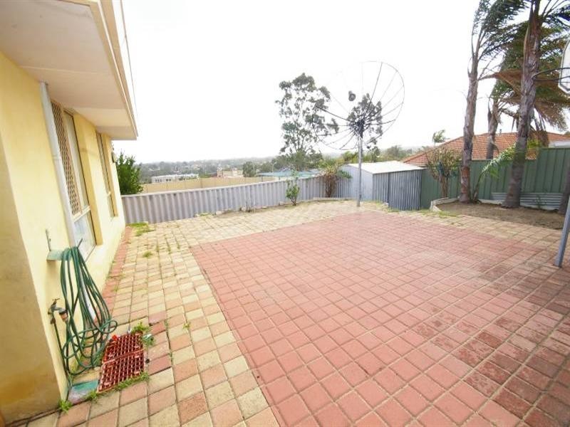 7 Castillo Rise, Mirrabooka WA 6061