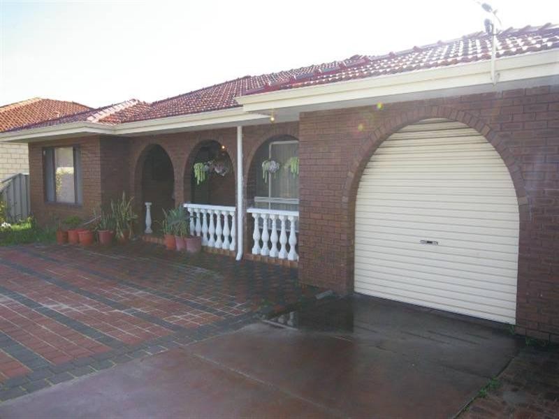 242 Grand Promenade, Dianella WA 6059