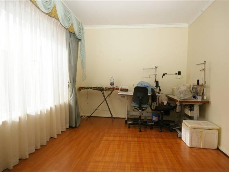 242 Grand Promenade, Dianella WA 6059