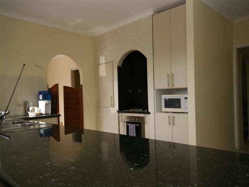 242 Grand Promenade, Dianella WA 6059