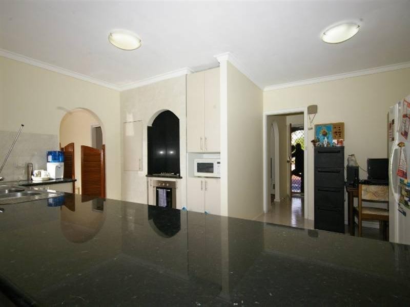 242 Grand Promenade, Dianella WA 6059