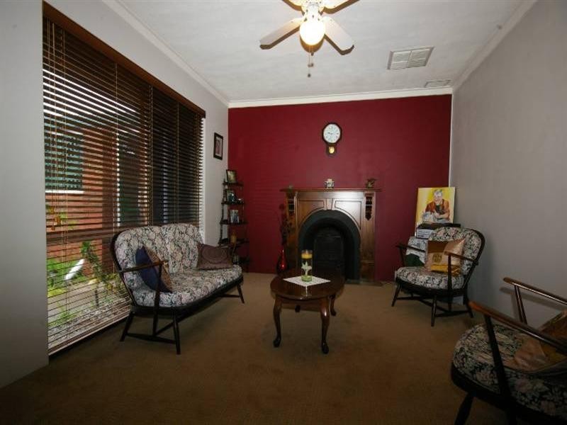 26 Le Grand Gardens, Marangaroo WA 6064