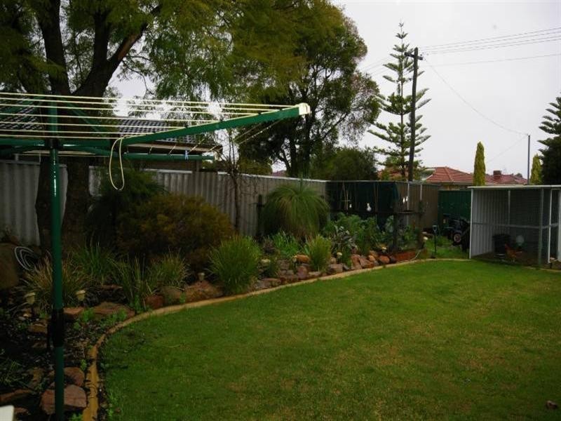 26 Le Grand Gardens, Marangaroo WA 6064