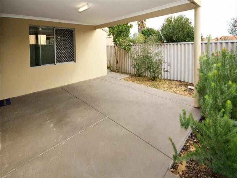 17 Maitland Road, Balga WA 6061