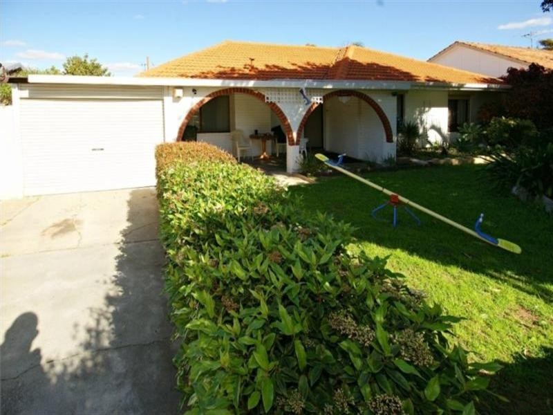 50 Fernhurst Crescent, Balga WA 6061