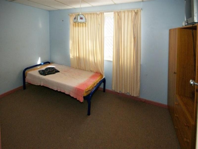 50 Fernhurst Crescent, Balga WA 6061