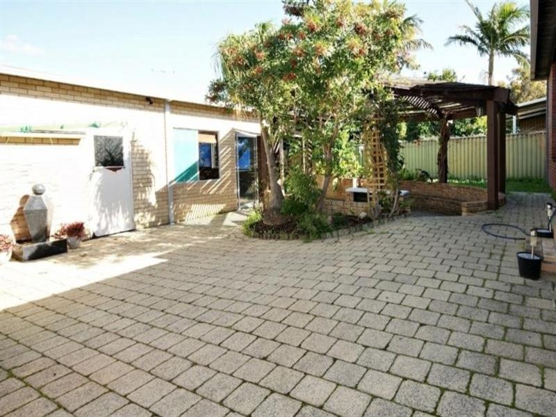 50 Fernhurst Crescent, Balga WA 6061