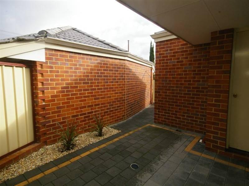 1b Chipala Road, Westminster WA 6061