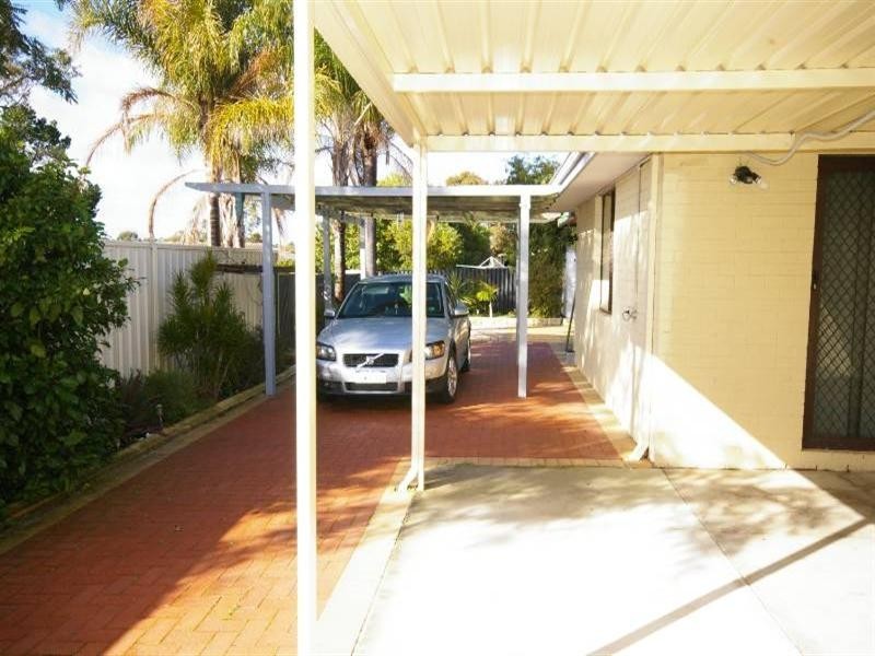 4 Thake Court, Koondoola WA 6064