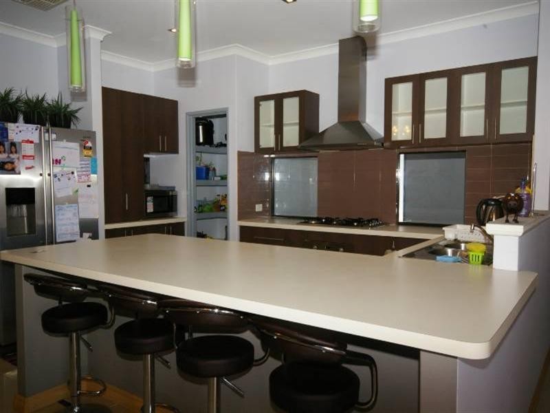 27 Firenze Loop, Landsdale WA 6065