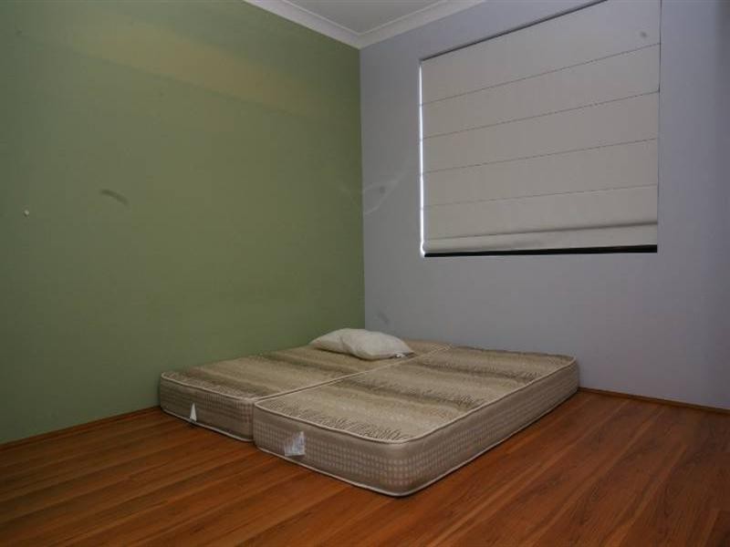 27 Firenze Loop, Landsdale WA 6065