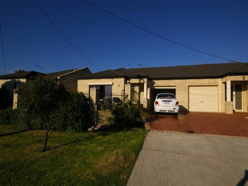 24 Ilumba Way, Nollamara WA 6061
