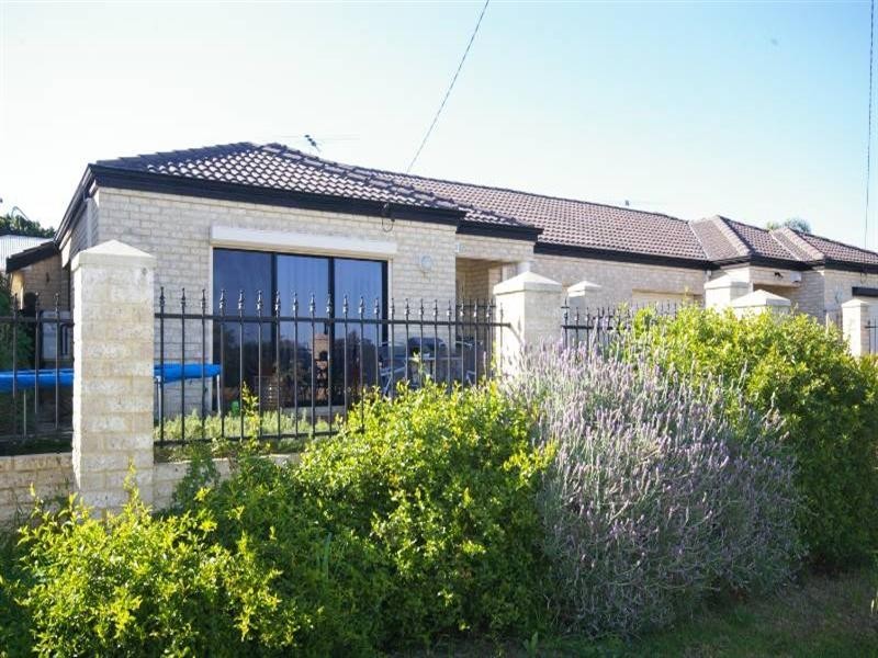 24 Ilumba Way, Nollamara WA 6061