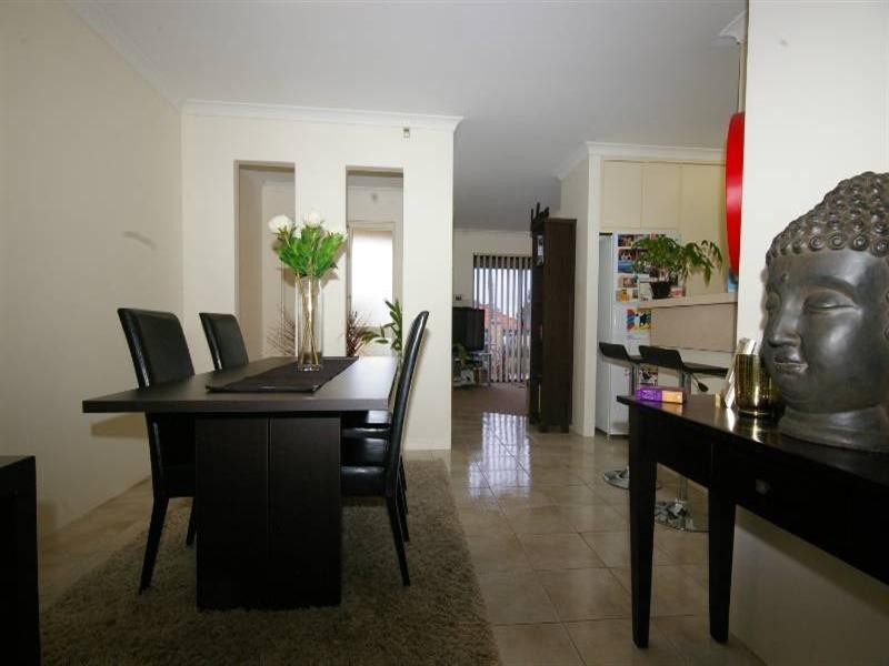 24 Ilumba Way, Nollamara WA 6061