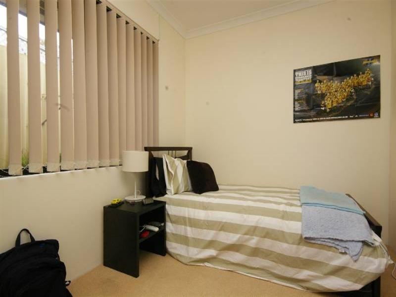 24 Ilumba Way, Nollamara WA 6061