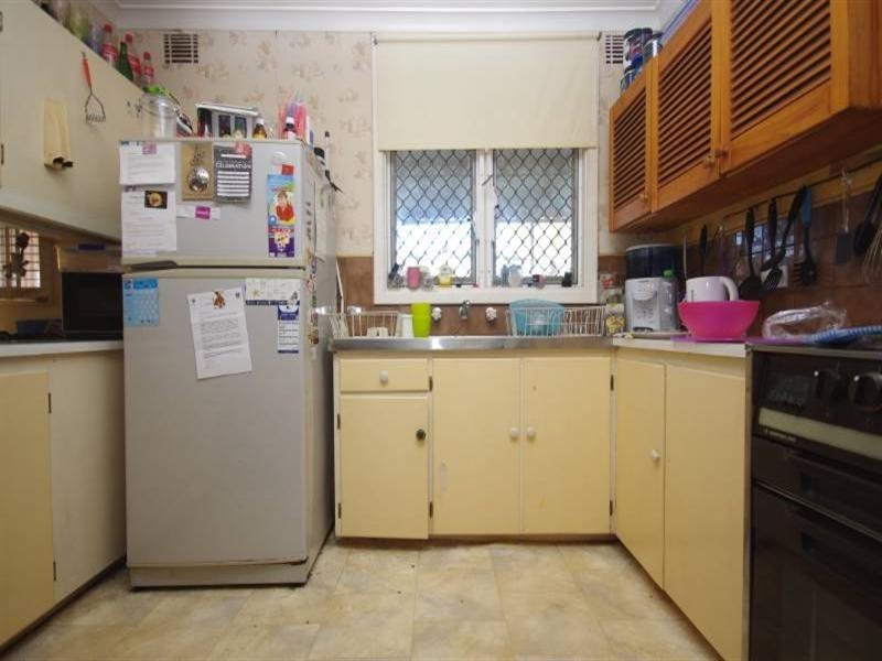 26 Mentone Road, Balga WA 6061