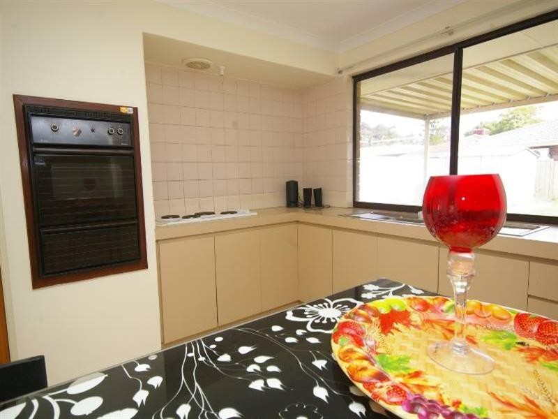 120 Apple Blossom Drive, Mirrabooka WA 6061