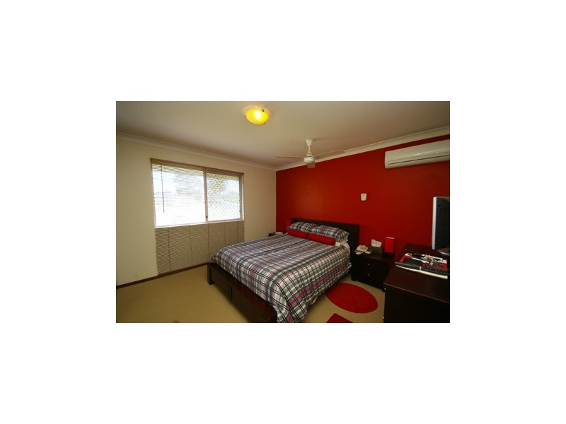 31 Calvert Way, Girrawheen WA 6064