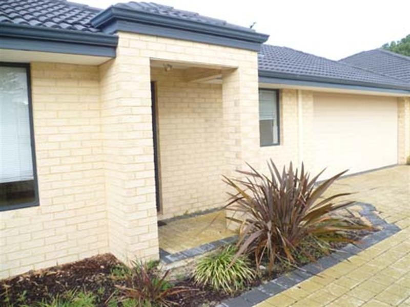 6b Wardong Road, Westminster WA 6061