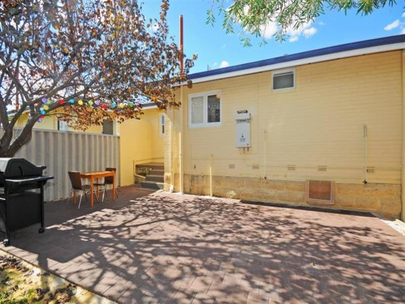 56a Pannell Way, Girrawheen WA 6064