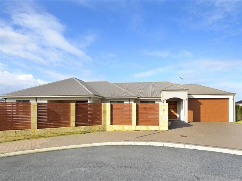 12 Firenze Loop, Landsdale WA 6065