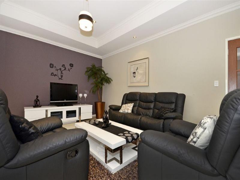 12 Firenze Loop, Landsdale WA 6065